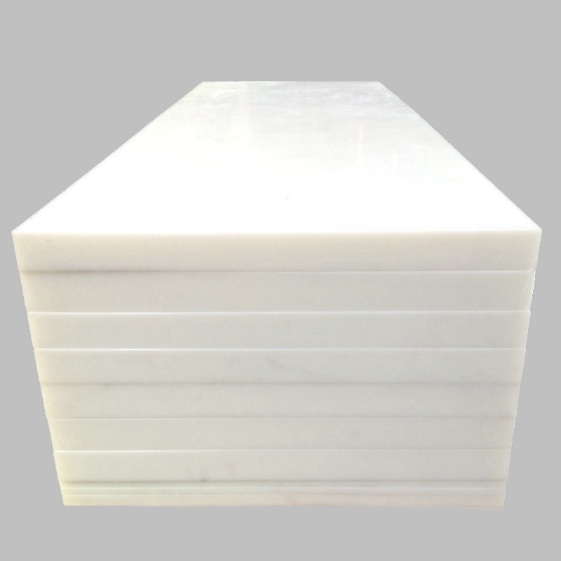 Qual é o papel da placa HDPE?